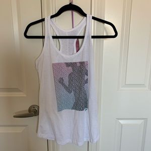white old navy activewear tank